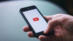 ai副業を始めるためのYouTube活用法は？